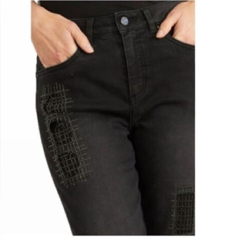 Joseph Ribkoff jeans with sequin patches black size 6